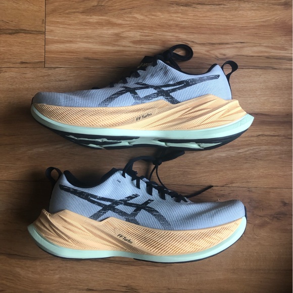 womens asics size 8.5